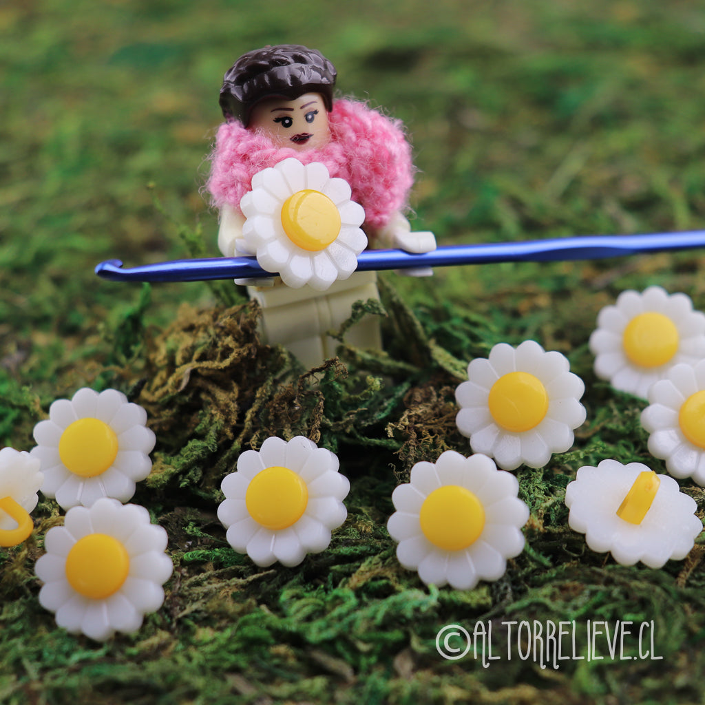 10 Botones Flor Margarita