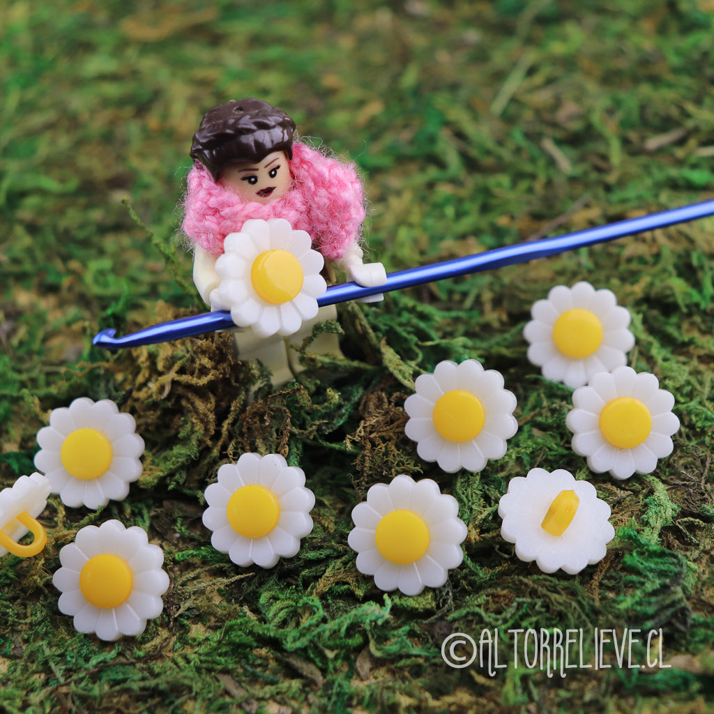 10 Botones Flor Margarita