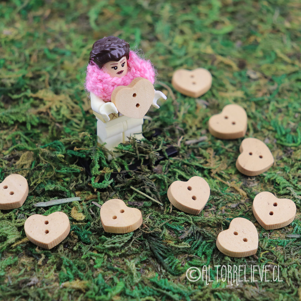 10 Botones de Madera Corazón - Altorrelieve.cl