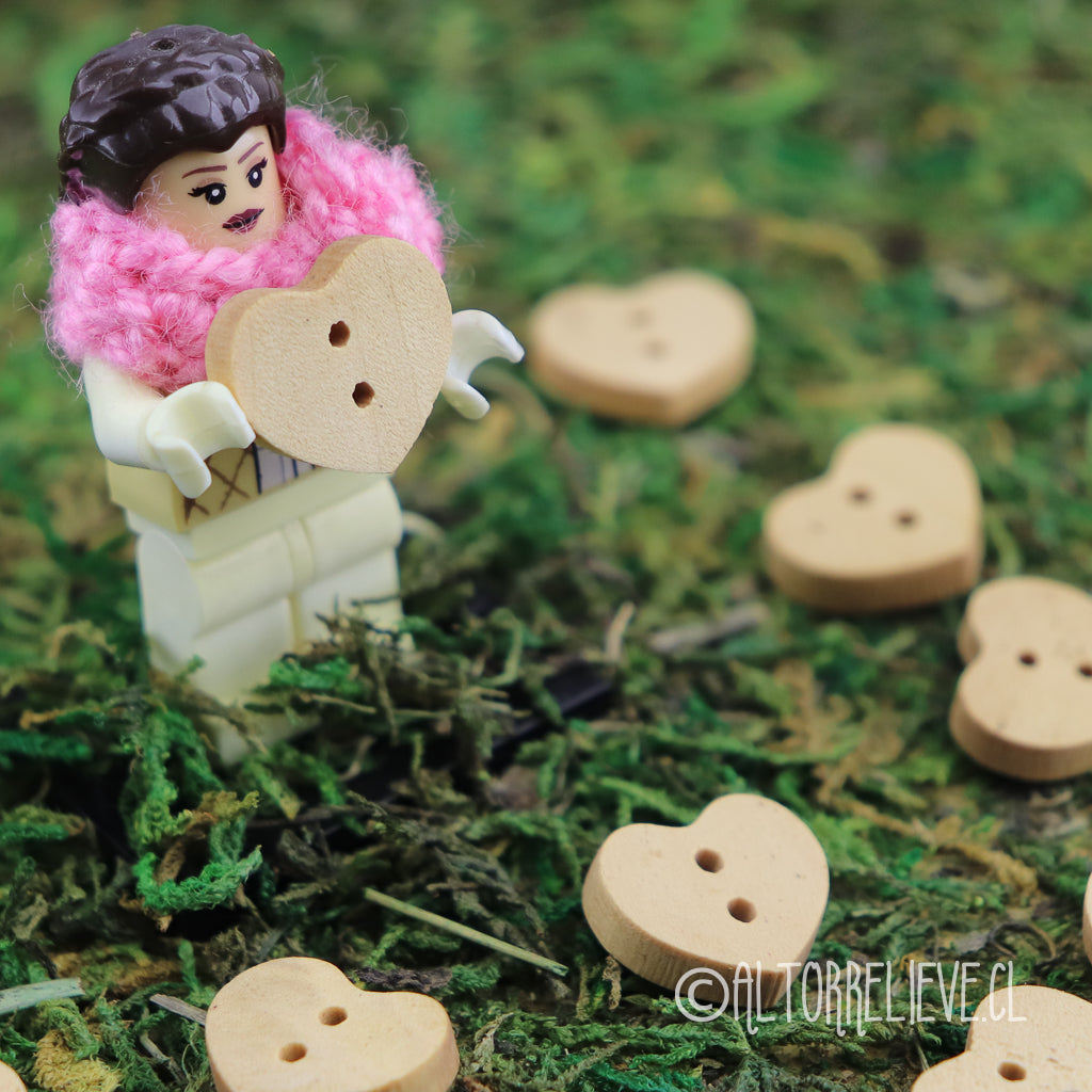 10 Botones de Madera Corazón - Altorrelieve.cl