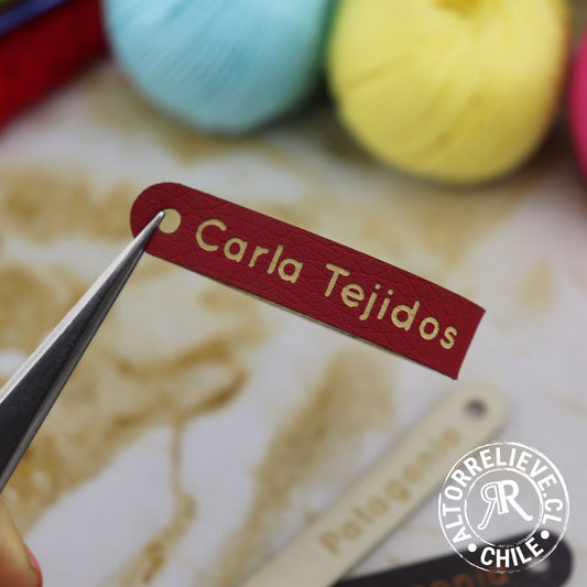 100 Etiquetas EcoCuero Plegada 10x1cm - Etiquetas EcoCuero - Altorrelieve Diseño