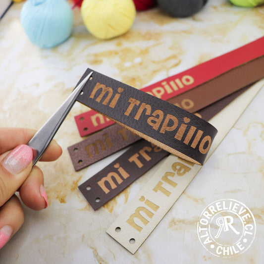 50/100 Etiquetas EcoCuero para Trapillo 18x2cm - Etiquetas EcoCuero - Altorrelieve Diseño