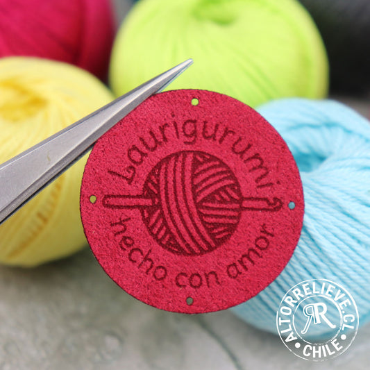 50/100 Etiquetas Gamuzina Circular 4x4cm - Etiquetas Gamuzina - Altorrelieve Diseño