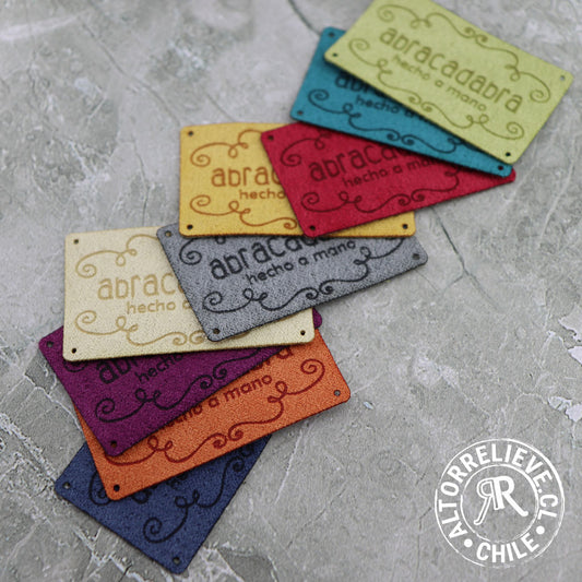 50/100 Etiquetas Gamuzina Rectangular 5x3cm - Etiquetas Gamuzina - Altorrelieve Diseño