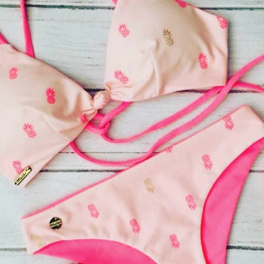 100 Etiquetas Metalizada Dorada/Negro Larga Rectangular - Dos Perforaciones - Etiquetas Bicolor - Altorrelieve Diseño